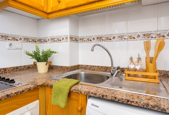 Resale - Apartment / flat - Torrevieja - Playa del Cura