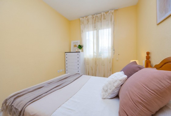 Resale - Apartment / flat - Torrevieja - Playa del Cura