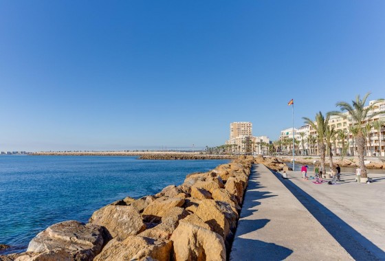 Resale - Apartment / flat - Torrevieja - Playa del Cura