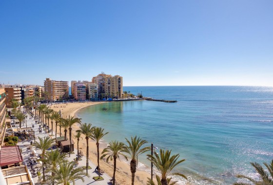 Resale - Apartment / flat - Torrevieja - Playa del Cura