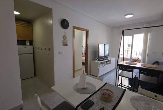 Resale - Apartment / flat - Torrevieja - Playa de los Locos