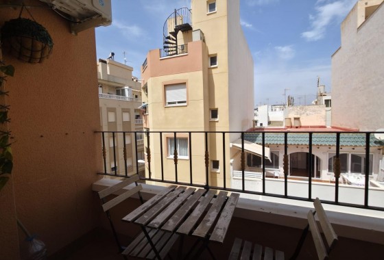 Resale - Apartment / flat - Torrevieja - Playa de los Locos
