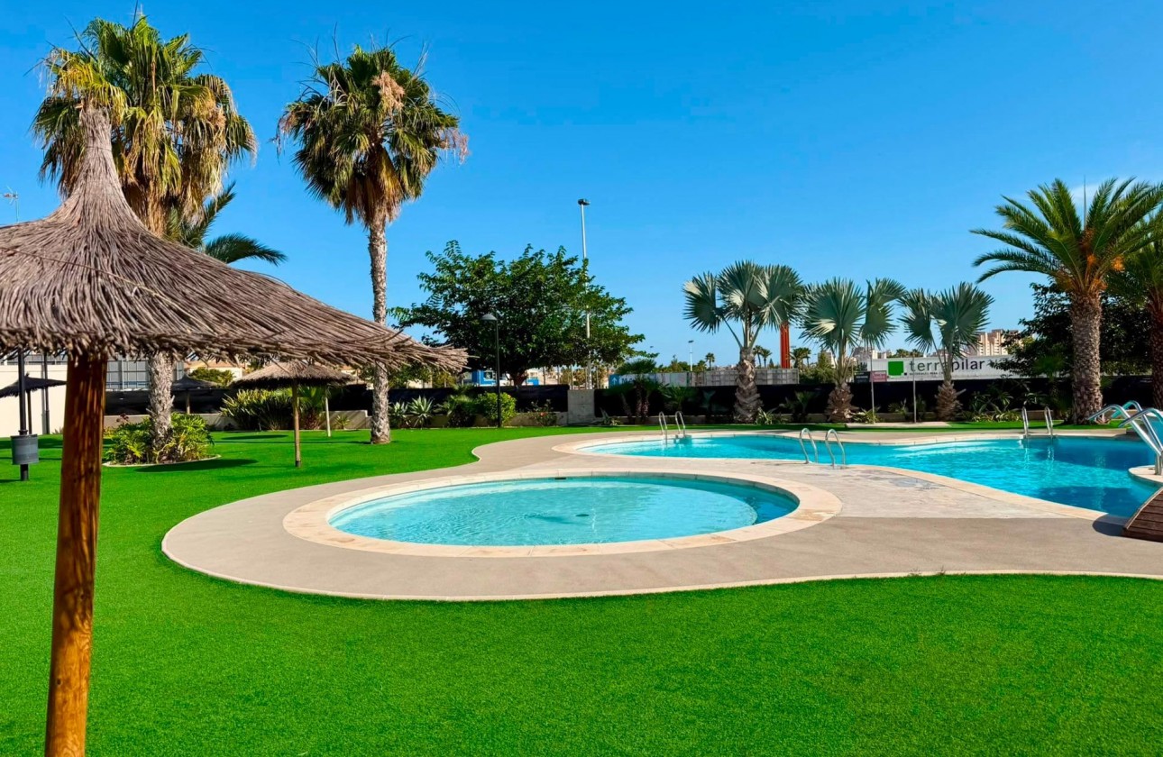 Revente - Appartement - Torrevieja - Aguas Nuevas