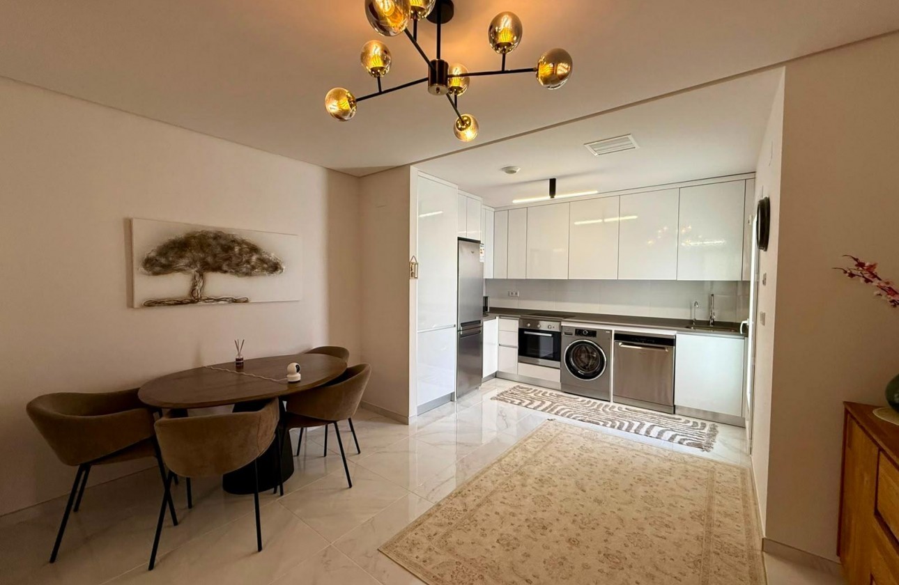 Revente - Appartement - Torrevieja - Aguas Nuevas