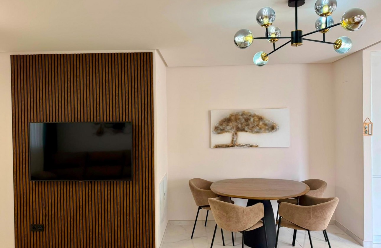 Revente - Appartement - Torrevieja - Aguas Nuevas
