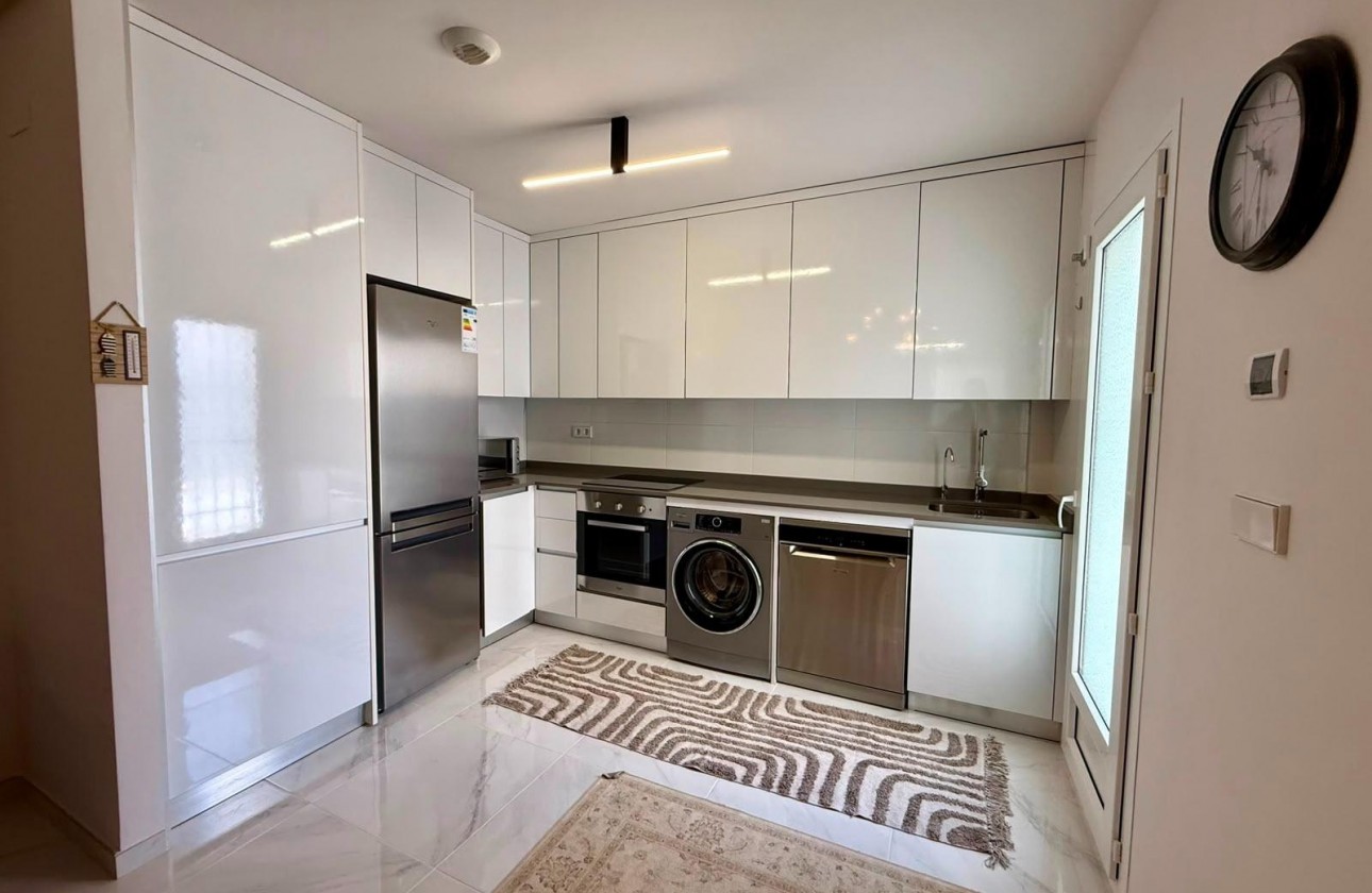 Revente - Appartement - Torrevieja - Aguas Nuevas