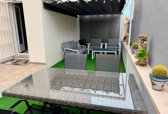 Revente - Appartement - Torrevieja - Aguas Nuevas