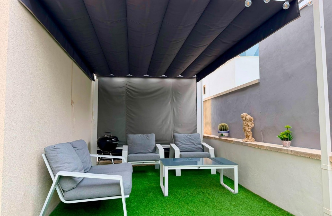 Revente - Appartement - Torrevieja - Aguas Nuevas