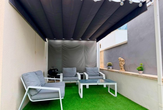 Revente - Appartement - Torrevieja - Aguas Nuevas