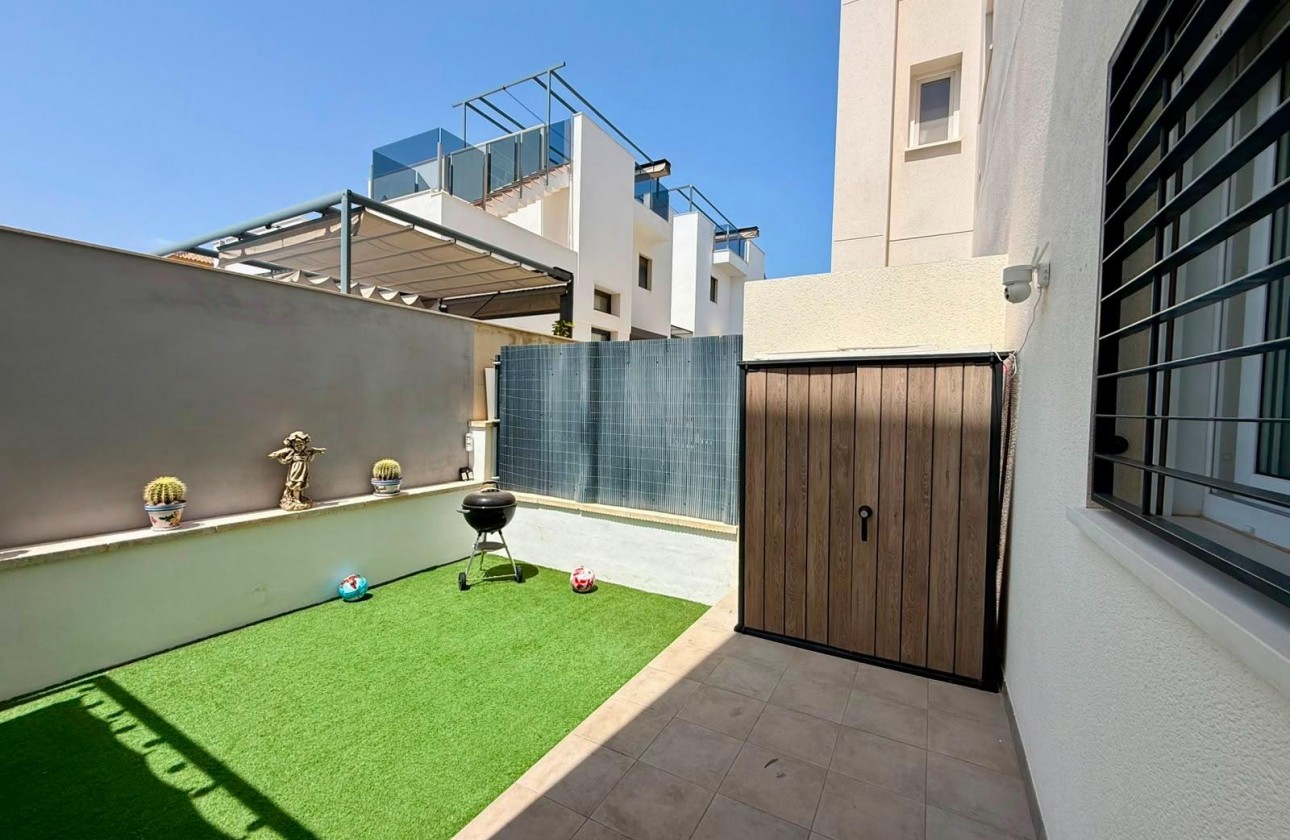 Revente - Appartement - Torrevieja - Aguas Nuevas