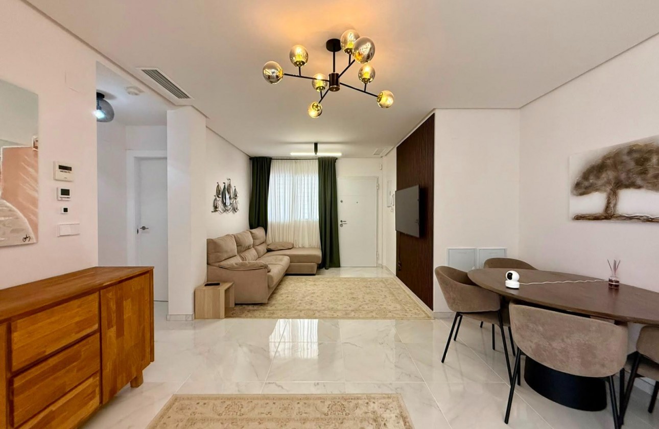 Revente - Appartement - Torrevieja - Aguas Nuevas