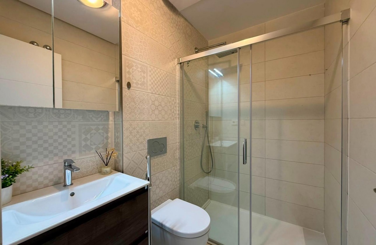 Revente - Appartement - Torrevieja - Aguas Nuevas