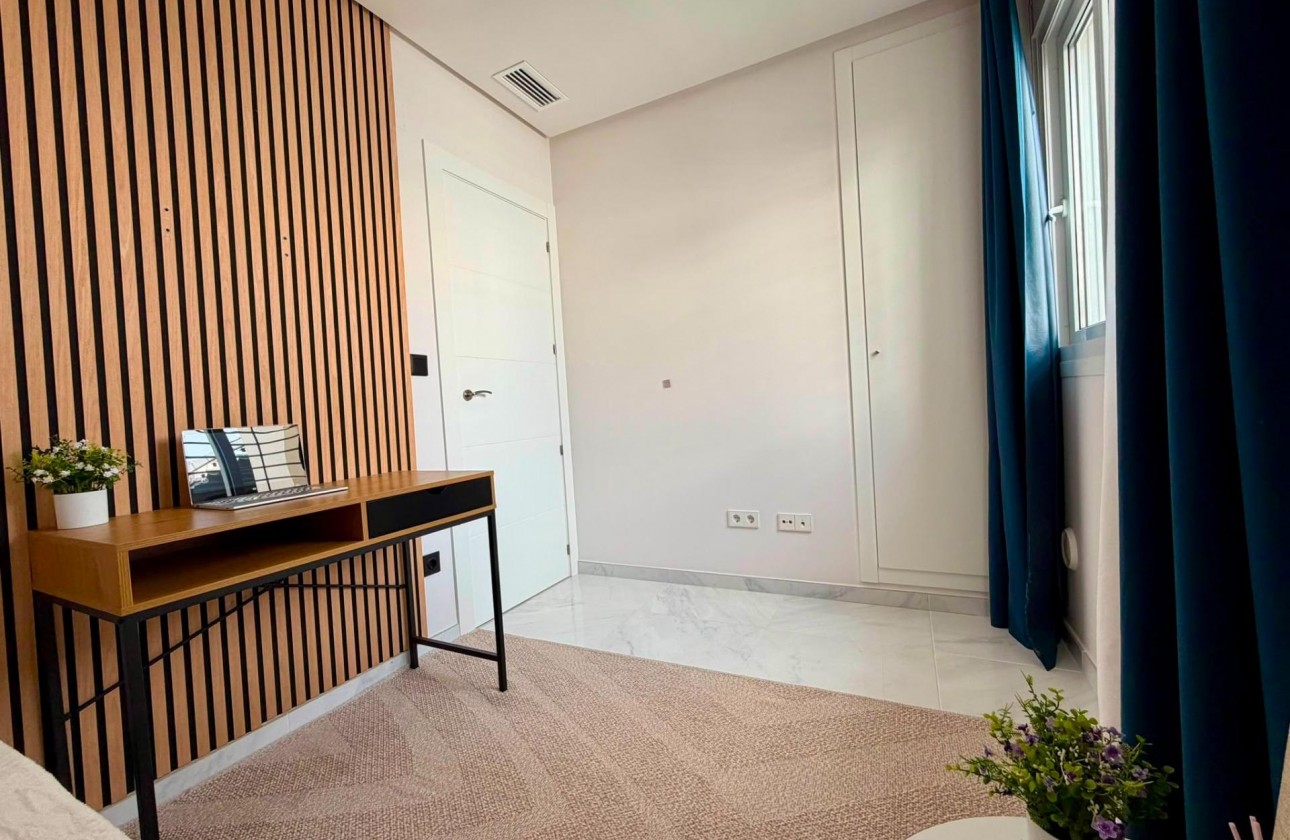 Revente - Appartement - Torrevieja - Aguas Nuevas