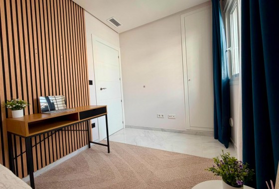 Revente - Appartement - Torrevieja - Aguas Nuevas