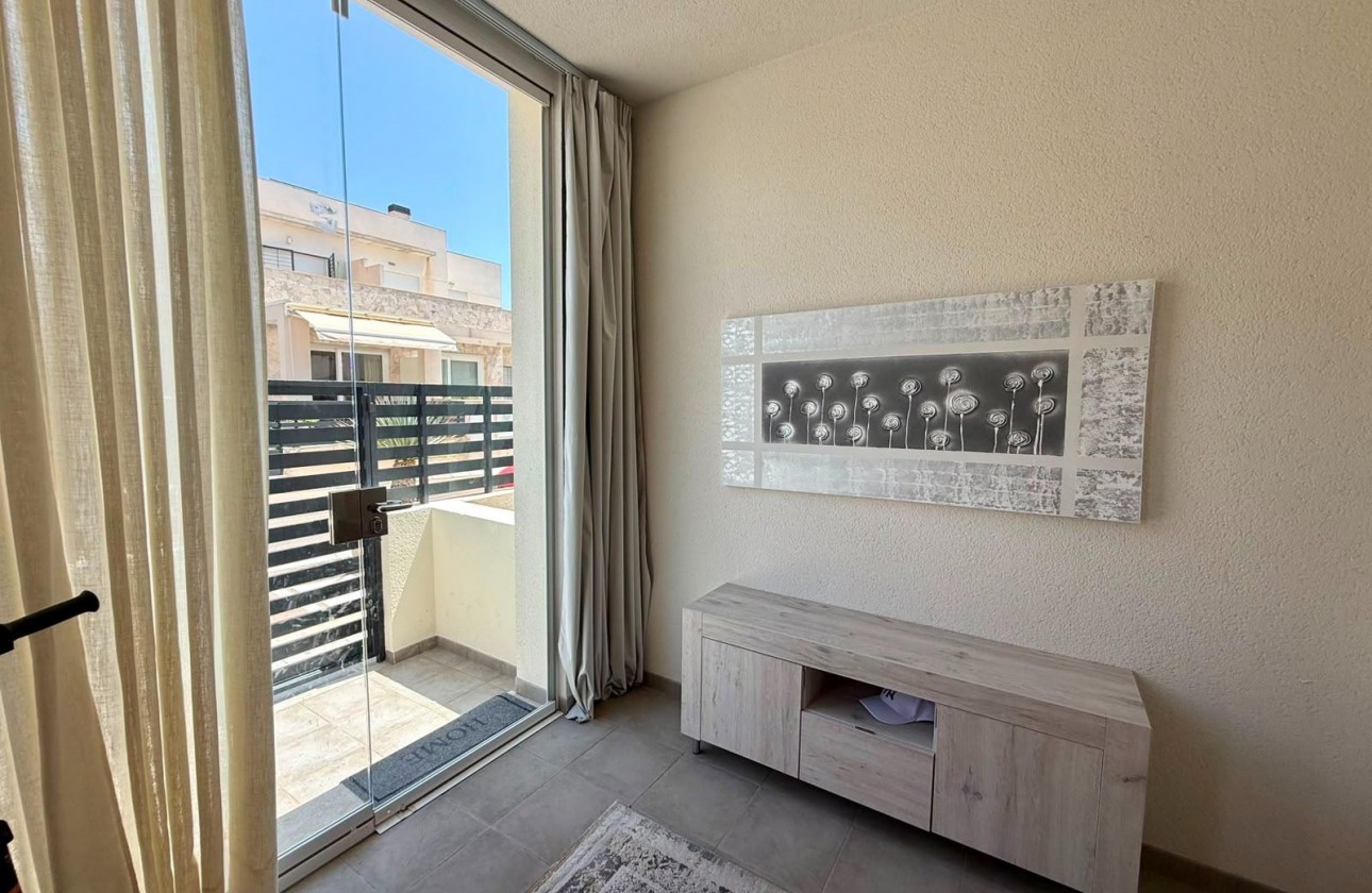 Revente - Appartement - Torrevieja - Aguas Nuevas