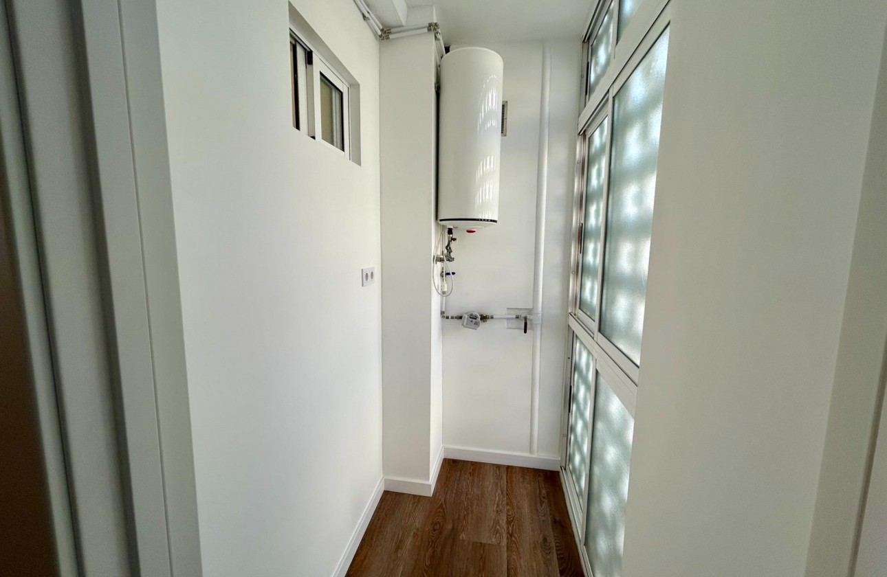 Revente - Appartement - Torrevieja - Acequion