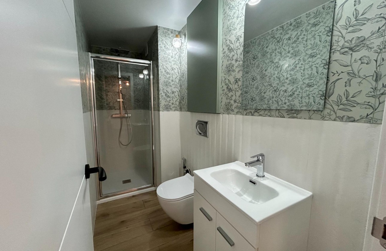 Revente - Appartement - Torrevieja - Acequion