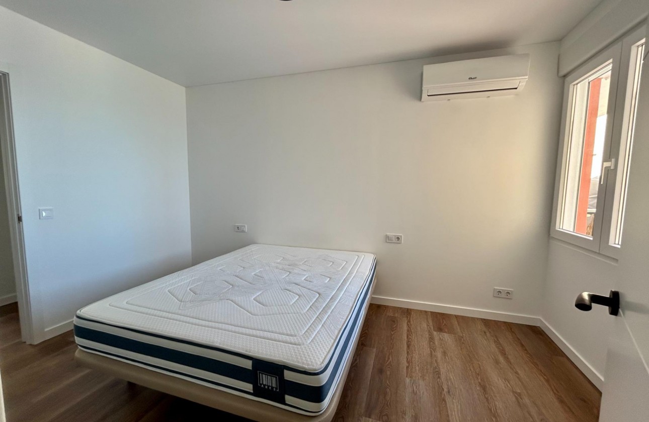 Revente - Appartement - Torrevieja - Acequion