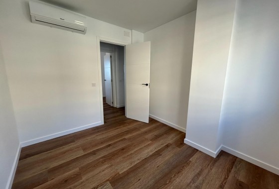 Revente - Appartement - Torrevieja - Acequion