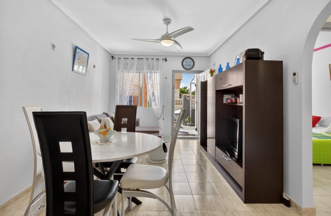 Resale - Apartment / flat - Orihuela Costa - Costa Blanca