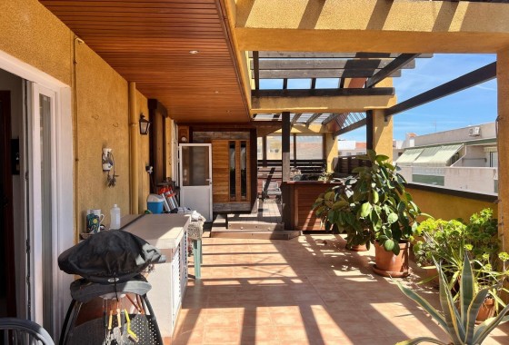 Resale - Apartment / flat - Torrevieja - Centro