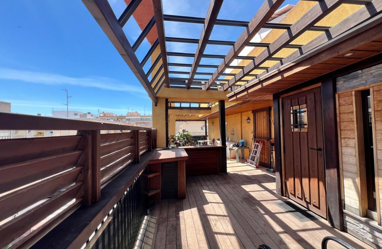 Resale - Apartment / flat - Torrevieja - Centro