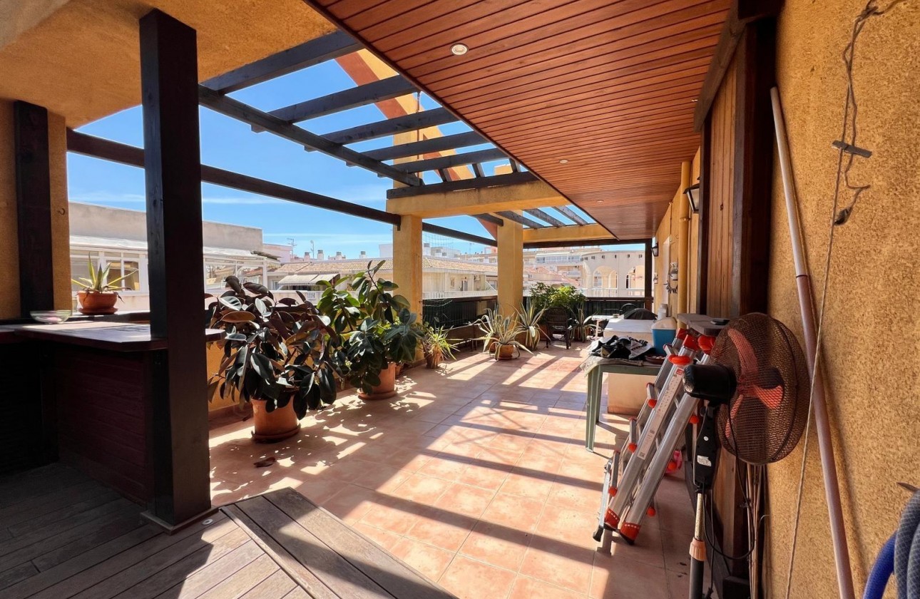Resale - Apartment / flat - Torrevieja - Centro