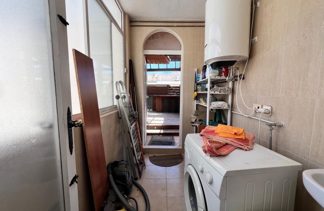 Resale - Apartment / flat - Torrevieja - Centro