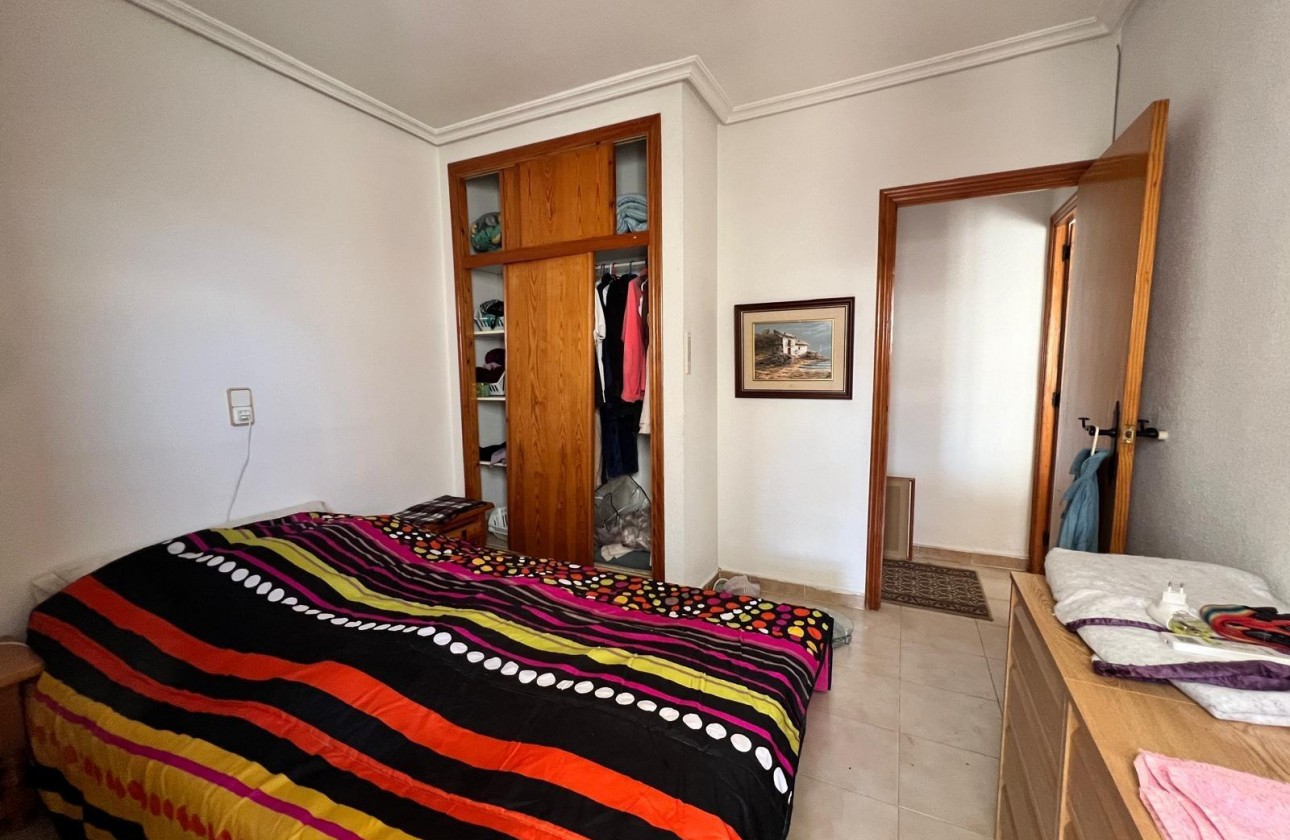 Resale - Apartment / flat - Torrevieja - Centro