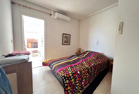 Resale - Apartment / flat - Torrevieja - Centro