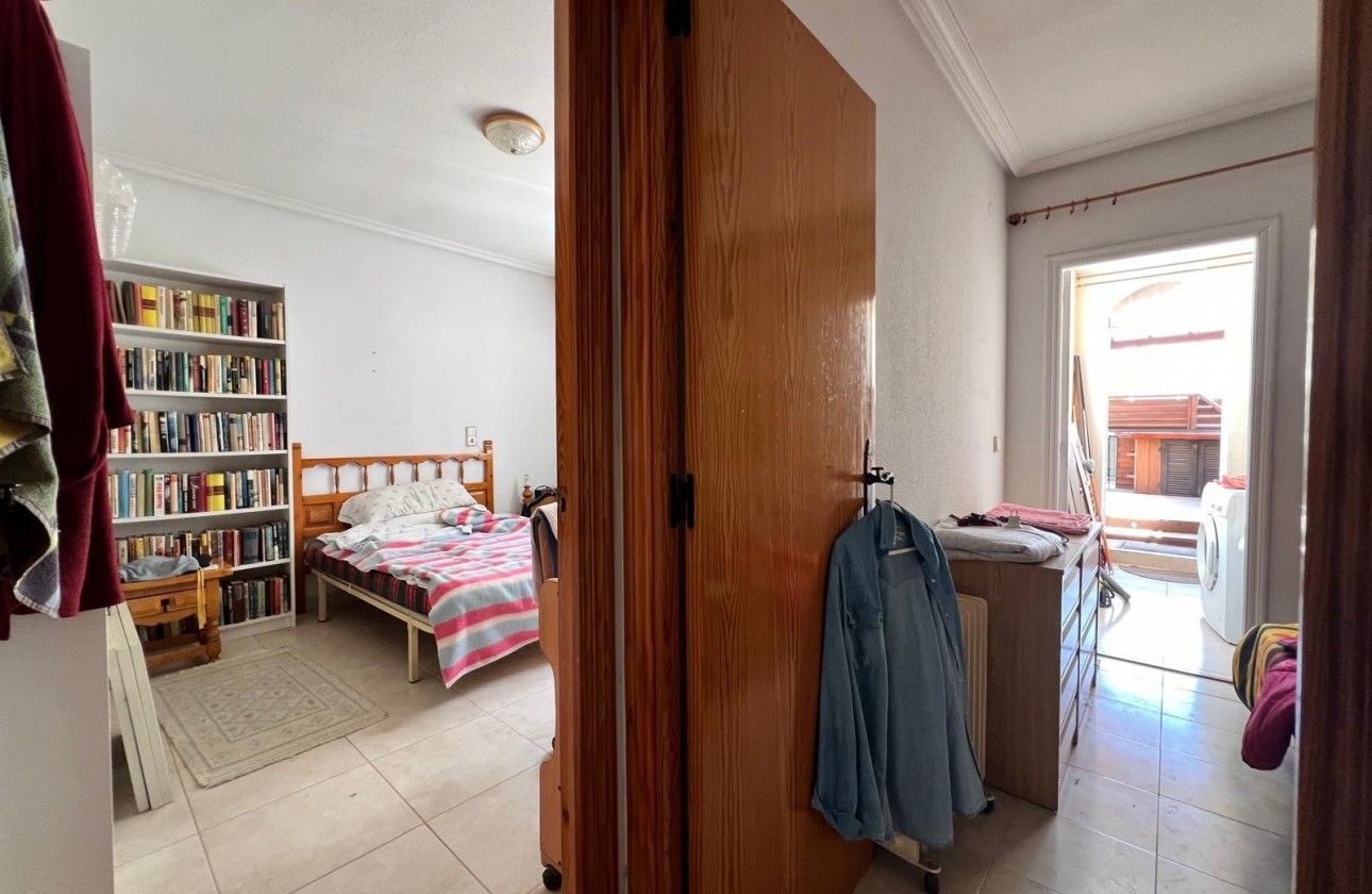 Resale - Apartment / flat - Torrevieja - Centro