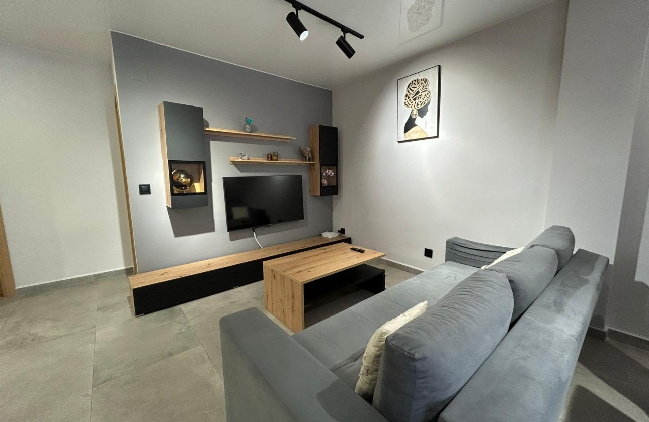 Reventa - Apartamento / piso - Torrevieja - Estacion de autobuses