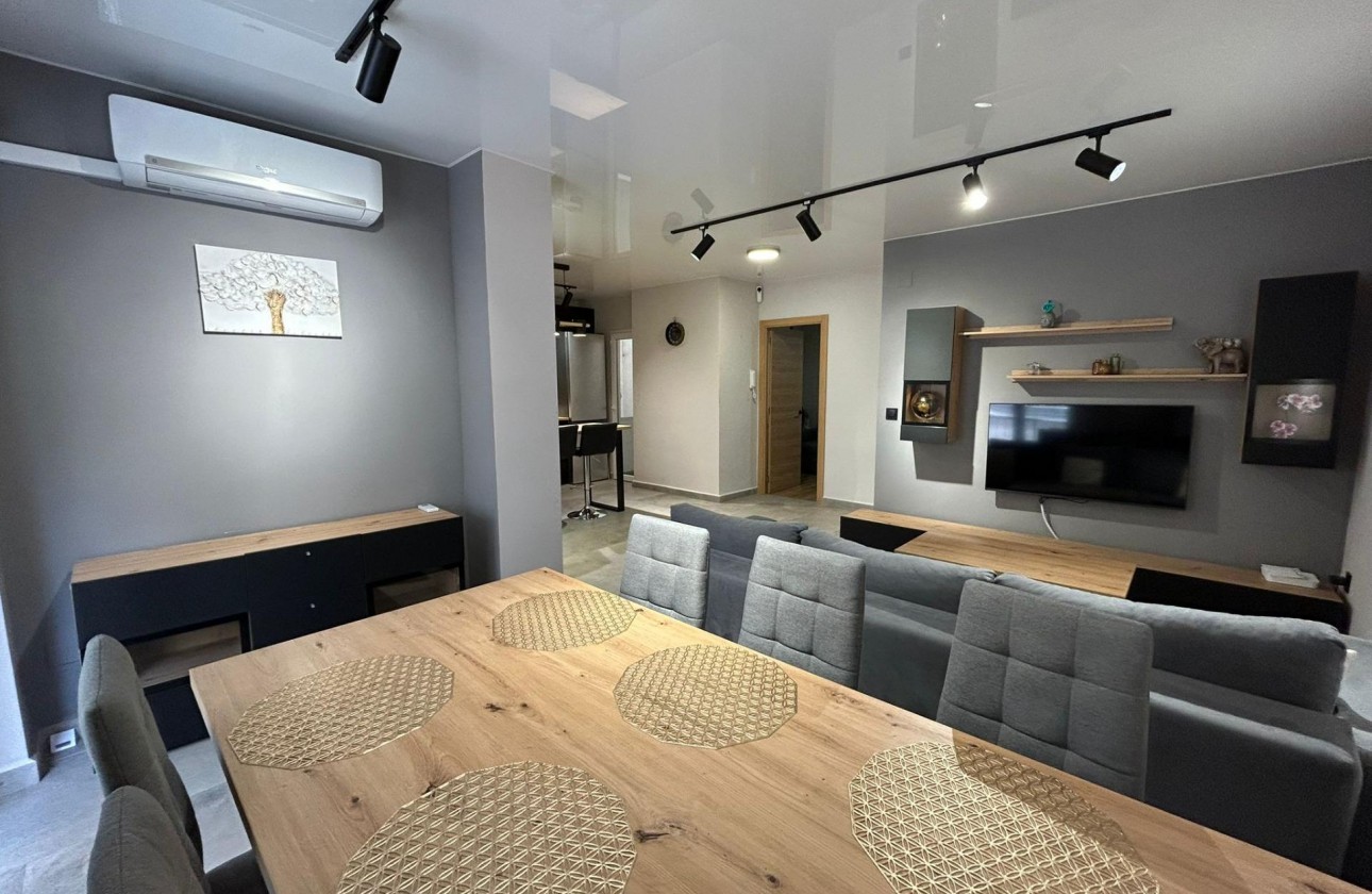 Reventa - Apartamento / piso - Torrevieja - Estacion de autobuses