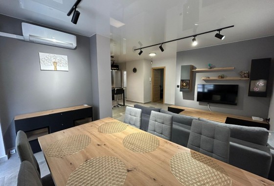 Reventa - Apartamento / piso - Torrevieja - Estacion de autobuses