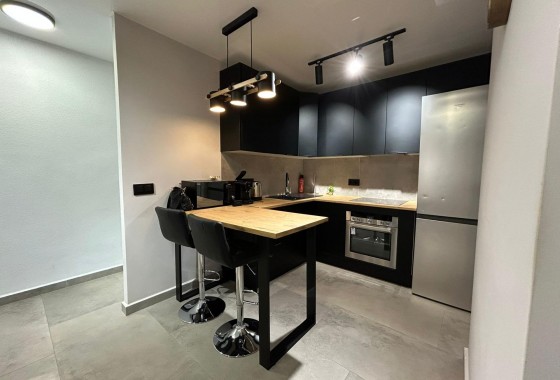 Reventa - Apartamento / piso - Torrevieja - Estacion de autobuses