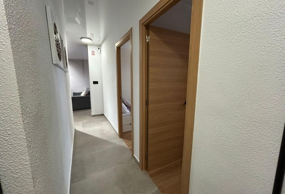 Reventa - Apartamento / piso - Torrevieja - Estacion de autobuses