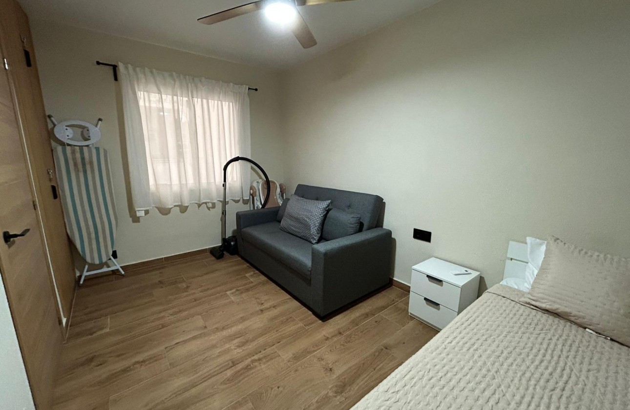 Reventa - Apartamento / piso - Torrevieja - Estacion de autobuses