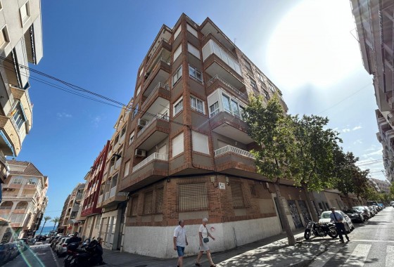 Reventa - Apartamento / piso - Torrevieja - Estacion de autobuses