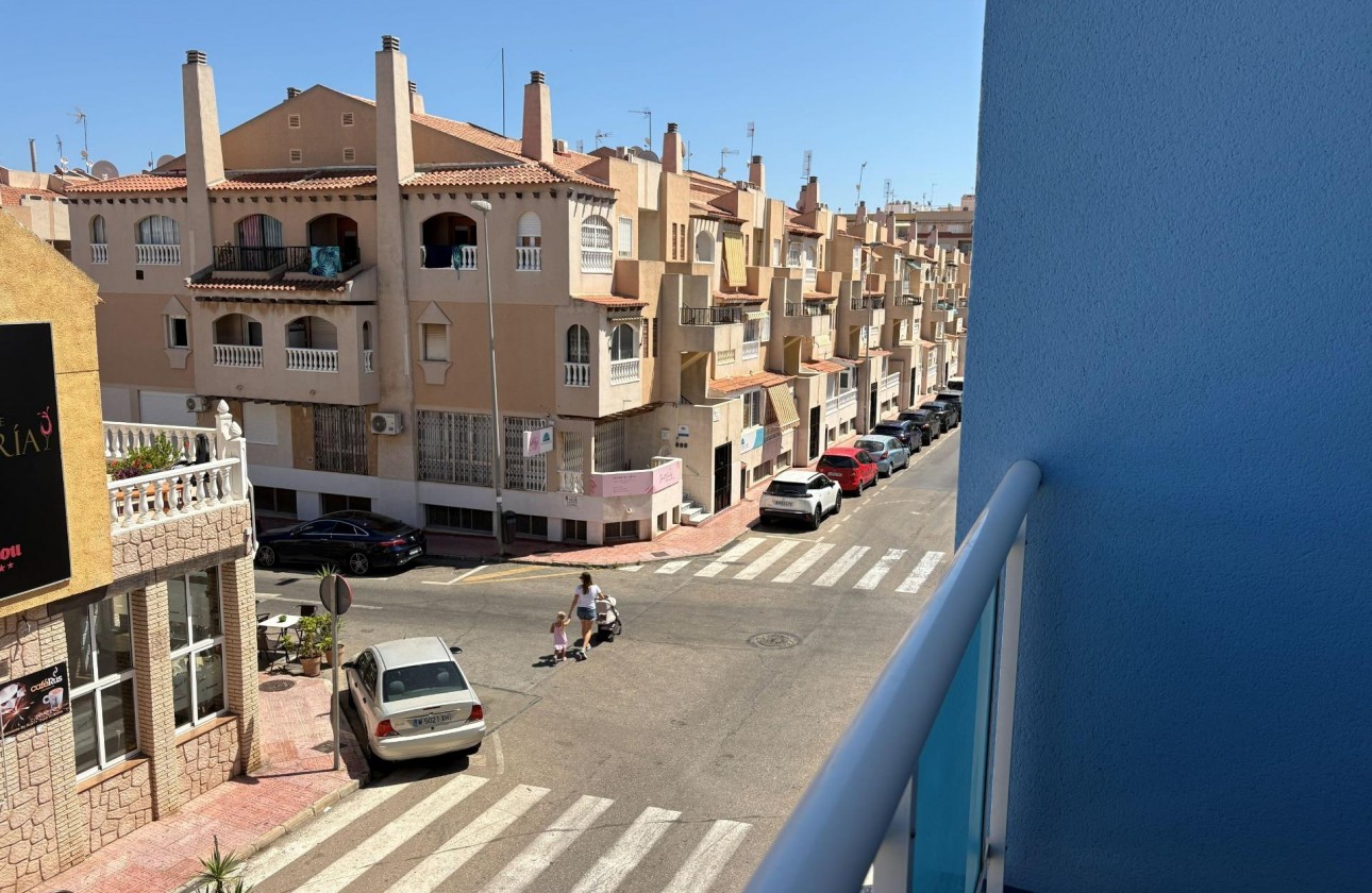 Resale - Apartment / flat - Torrevieja - Playa del Cura