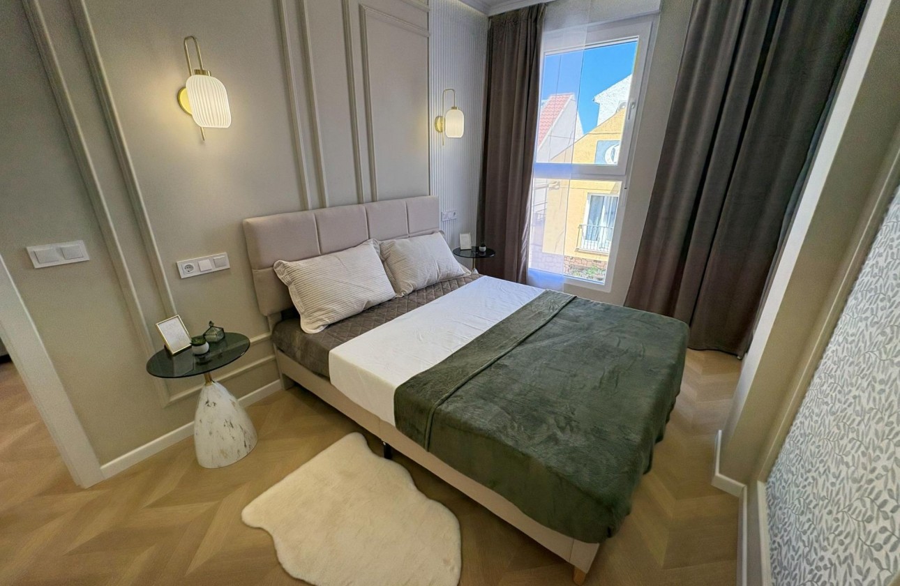 Resale - Apartment / flat - Torrevieja - Playa del Cura