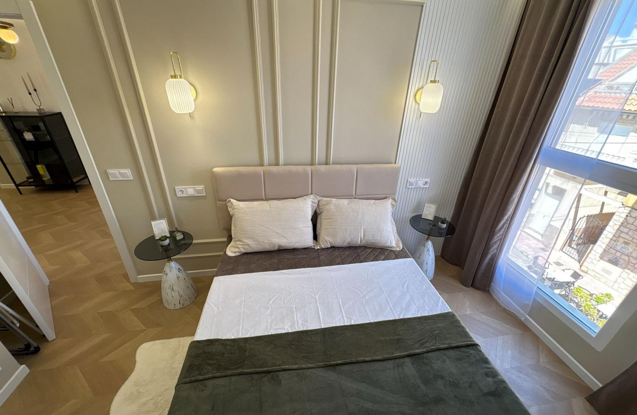 Resale - Apartment / flat - Torrevieja - Playa del Cura
