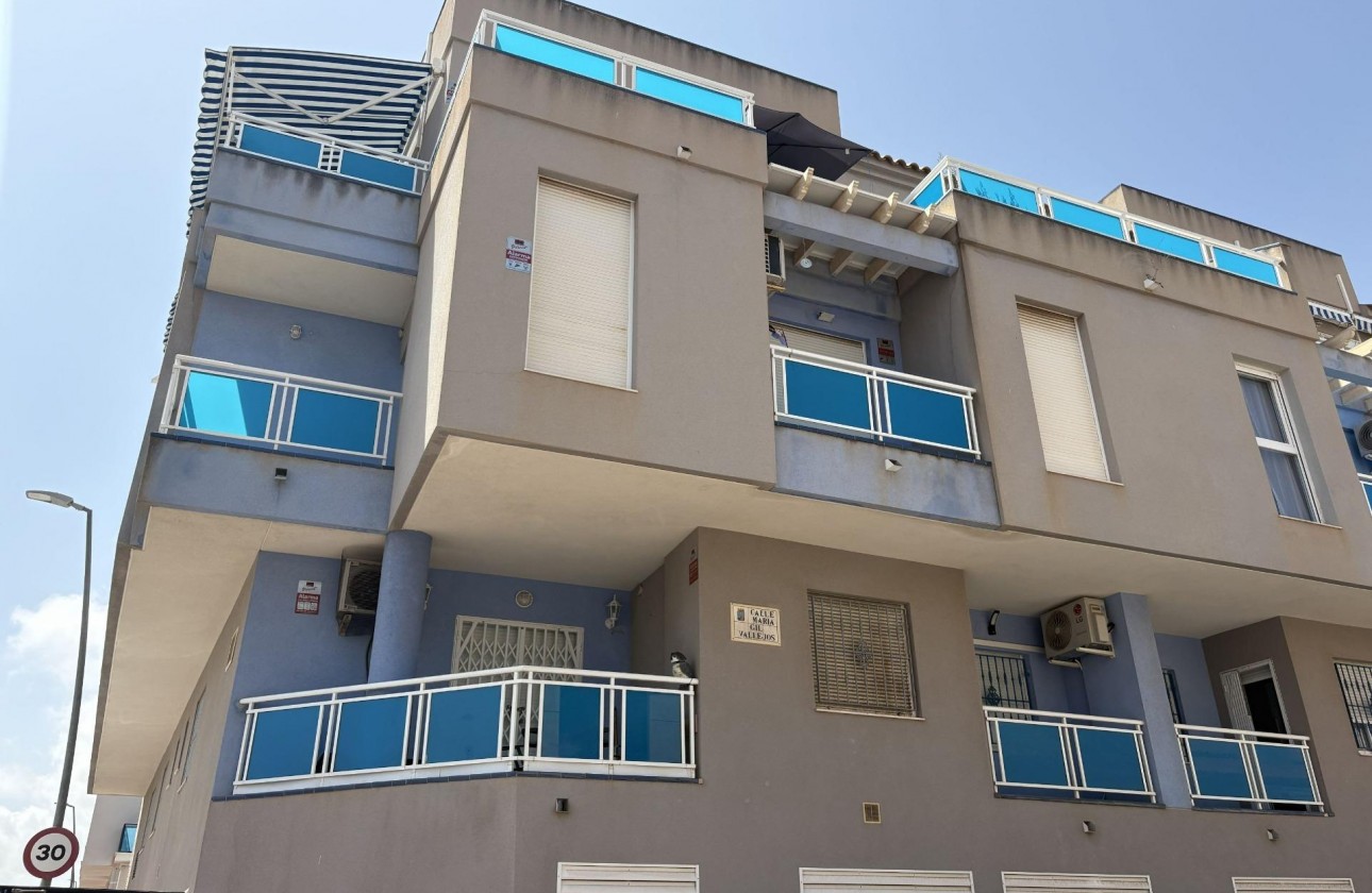 Resale - Apartment / flat - Torrevieja - Playa del Cura