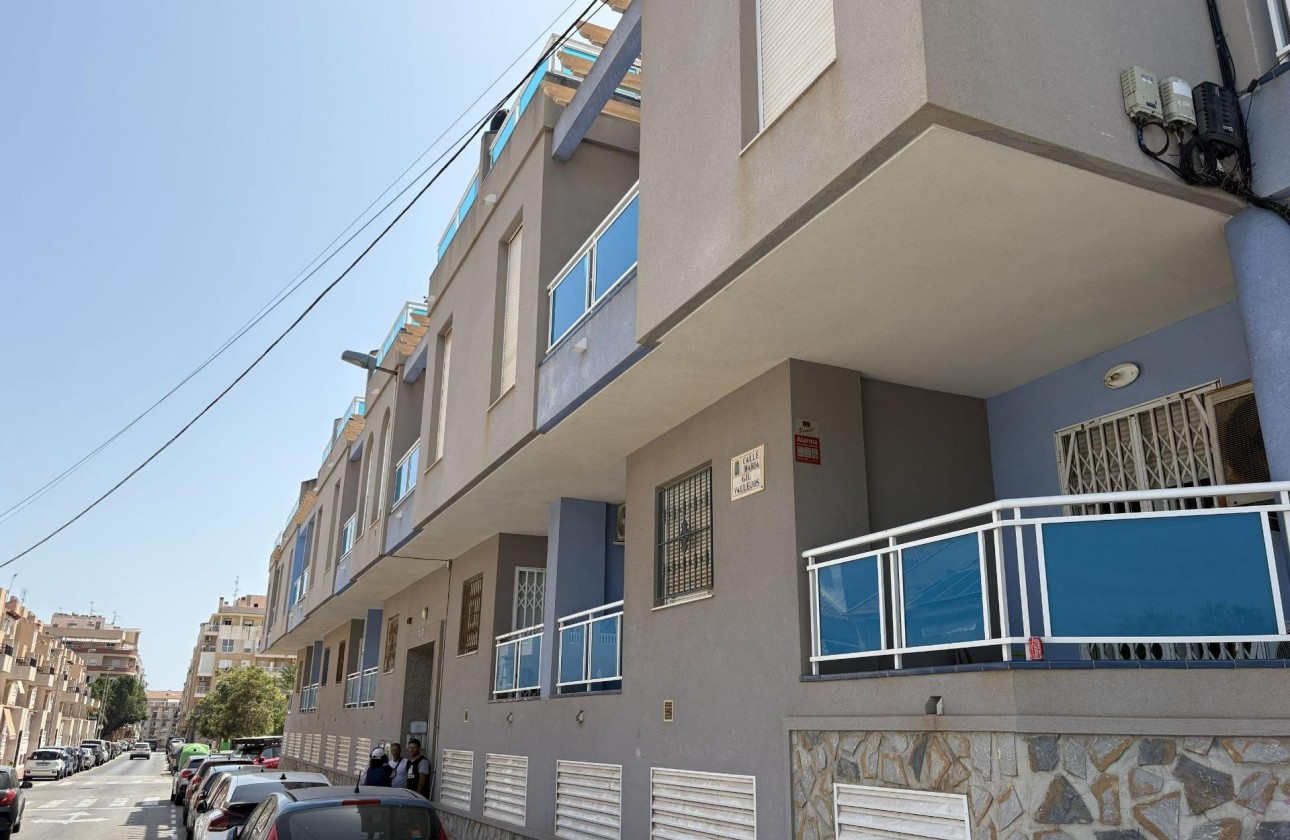 Resale - Apartment / flat - Torrevieja - Playa del Cura