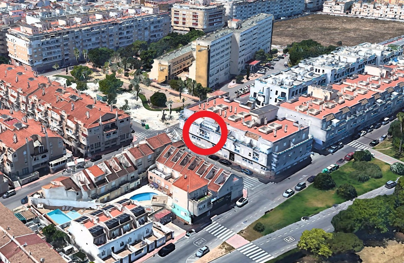 Resale - Apartment / flat - Torrevieja - Playa del Cura