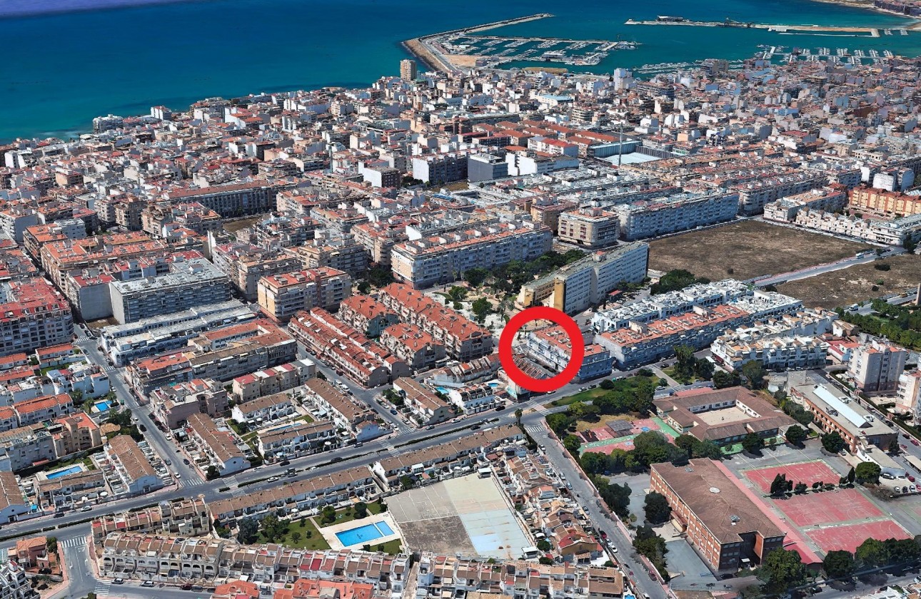 Resale - Apartment / flat - Torrevieja - Playa del Cura