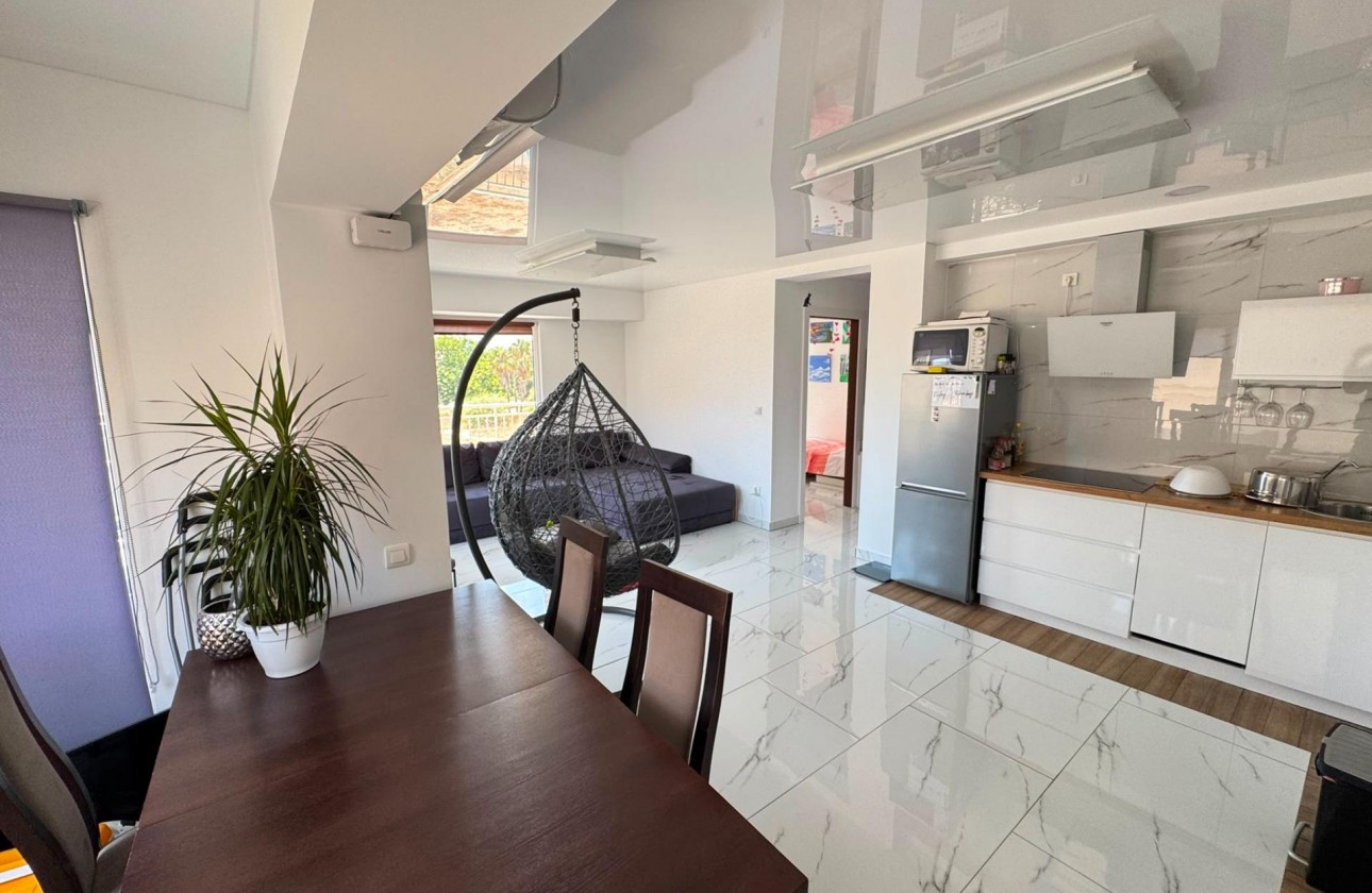 Reventa - Apartamento / piso - Torrevieja - Zona Los Frutales