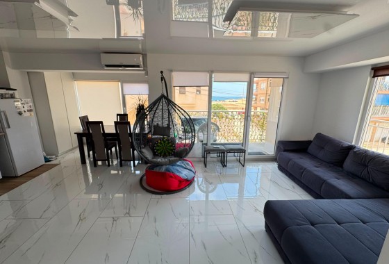 Reventa - Apartamento / piso - Torrevieja - Zona Los Frutales