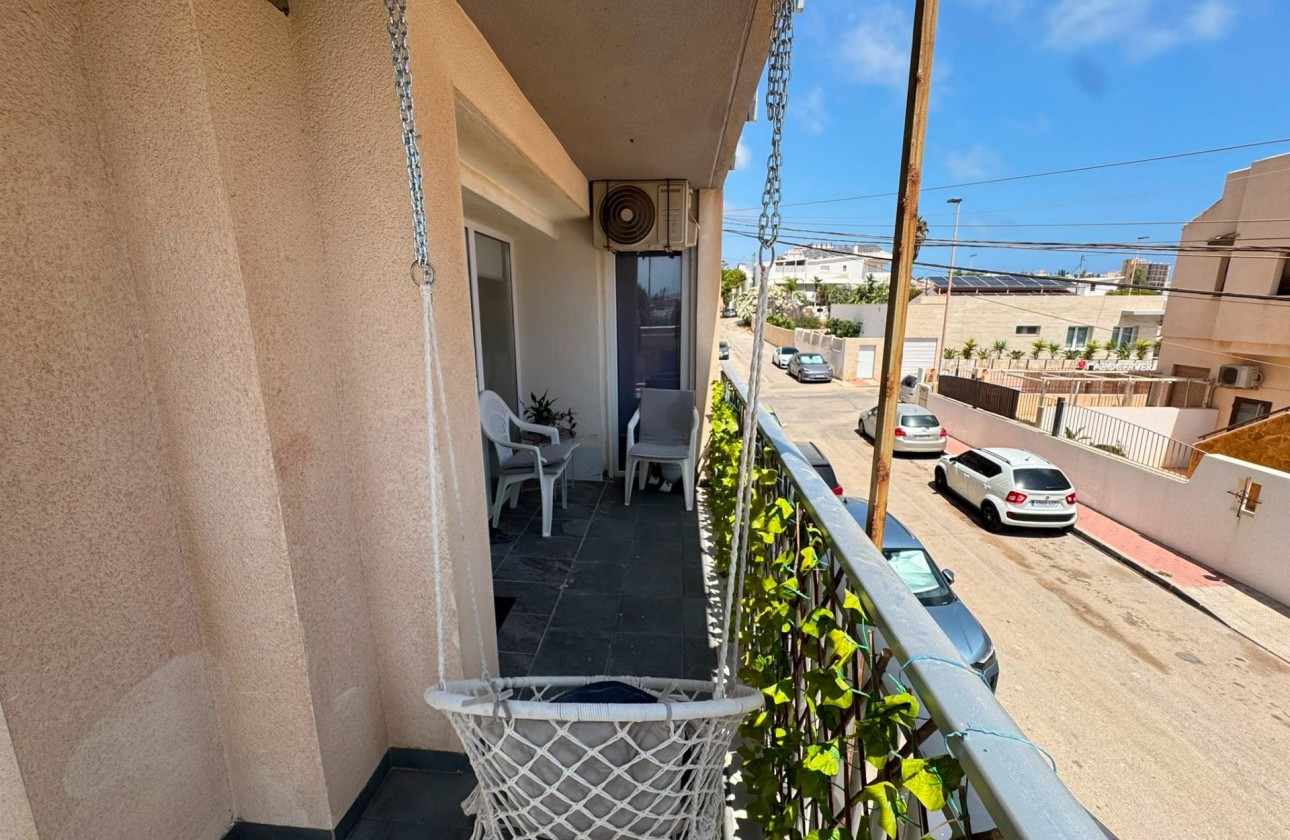 Reventa - Apartamento / piso - Torrevieja - Zona Los Frutales