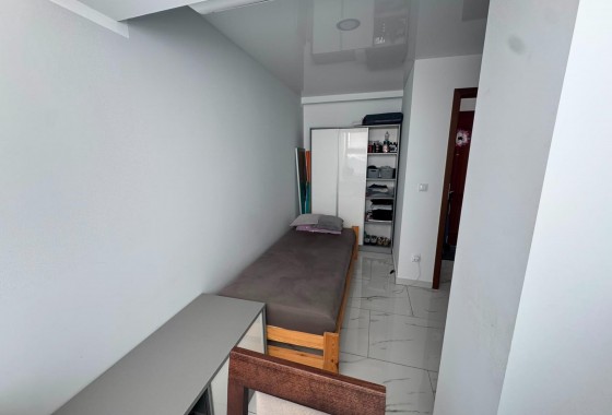 Reventa - Apartamento / piso - Torrevieja - Zona Los Frutales