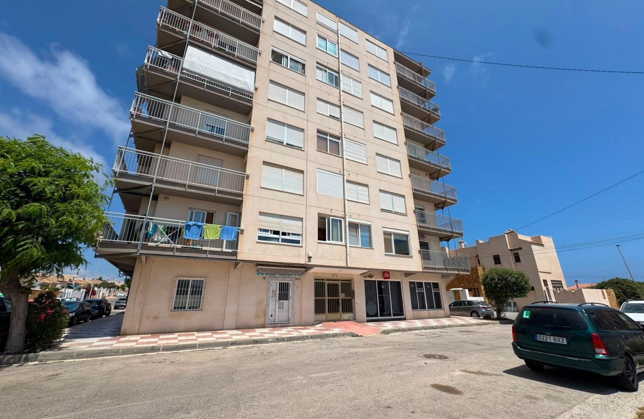Reventa - Apartamento / piso - Torrevieja - Zona Los Frutales
